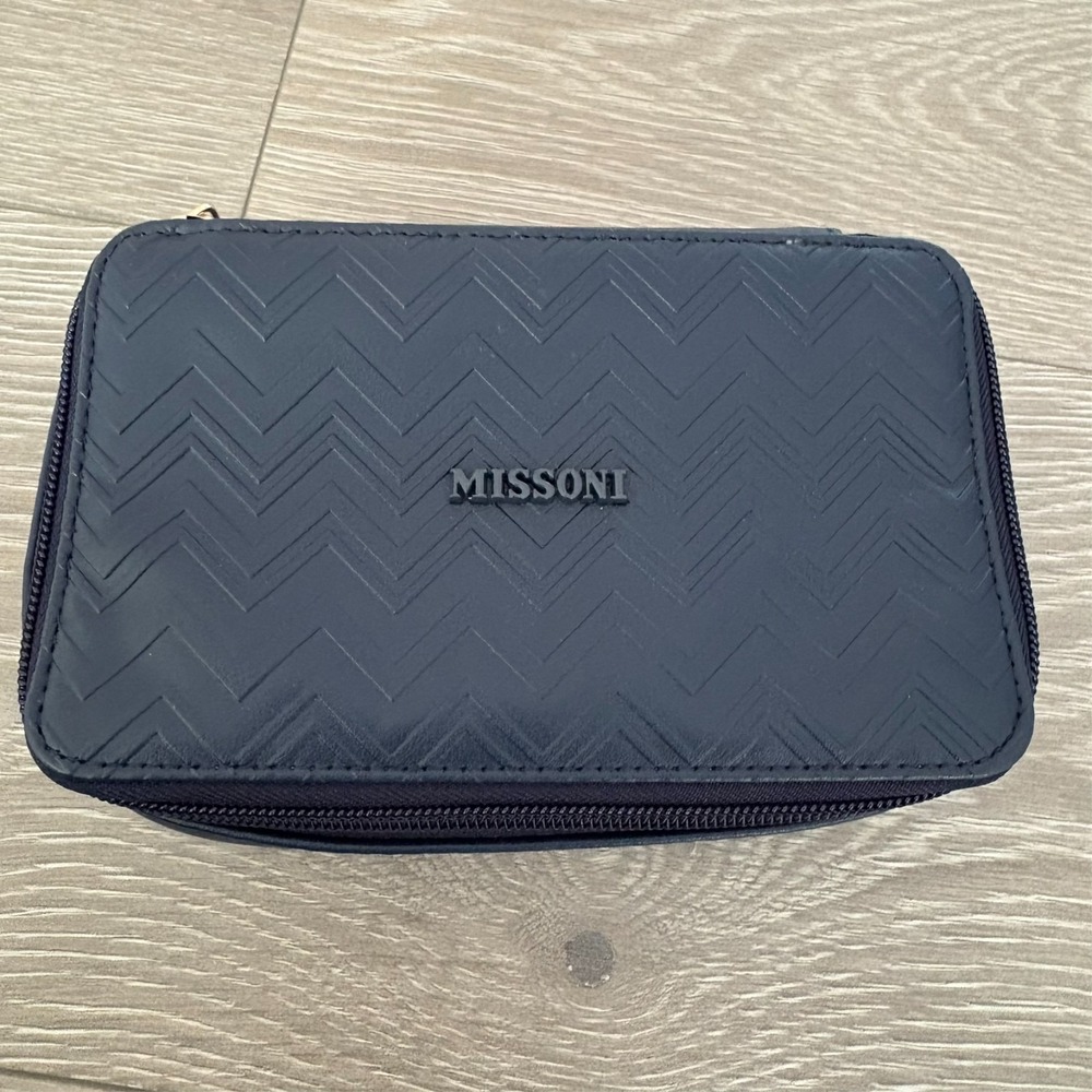 Missoni Navy Blue Chevron Delta Air Lines First Class Flight Gift Toiletry Bag